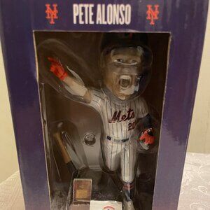 2019 NY Mets Pete Alonso NL Rookie of the Year Winner Bobble Head.  2020 Release
